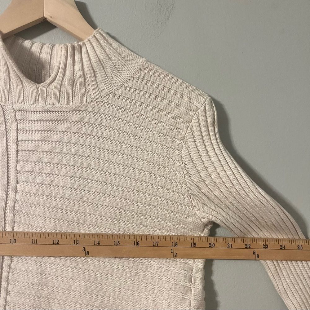 Cabi Ivory Ribbed D-Ring Split Back Sweater 3363 - image 6